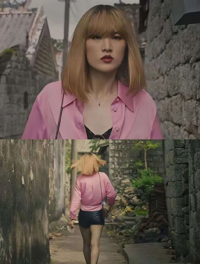 远看,像女装大佬.