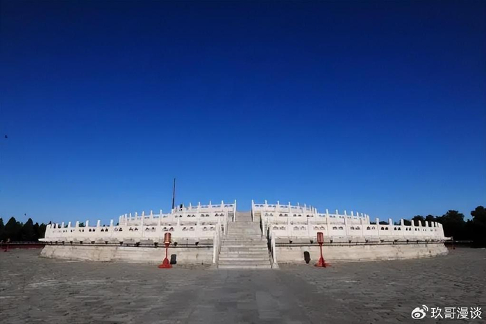 惊叹!北京天坛一日游攻略揭秘,绝对不能错过的景点!|北京市|圜丘|皇穹宇|斋宫|祈年殿_新浪新闻