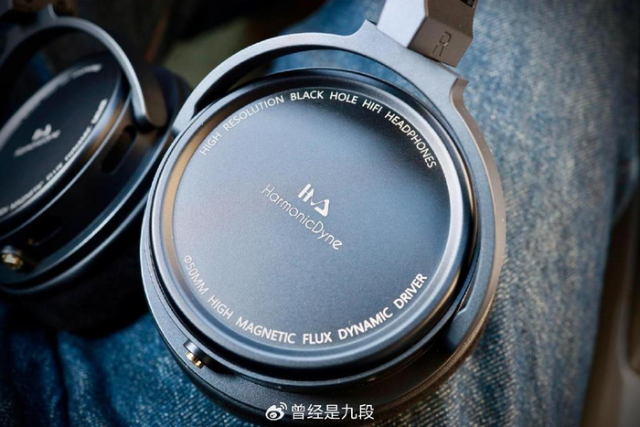 不写评测聊老郭关于和声力的背后以及最近很火的黑洞耳机