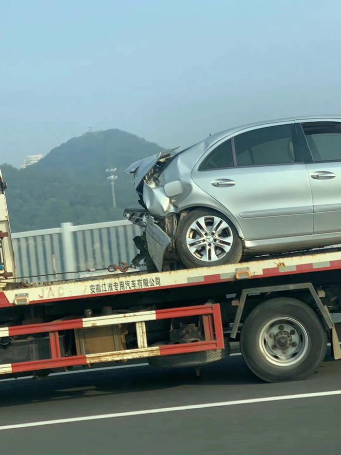 跨海大桥事故图片