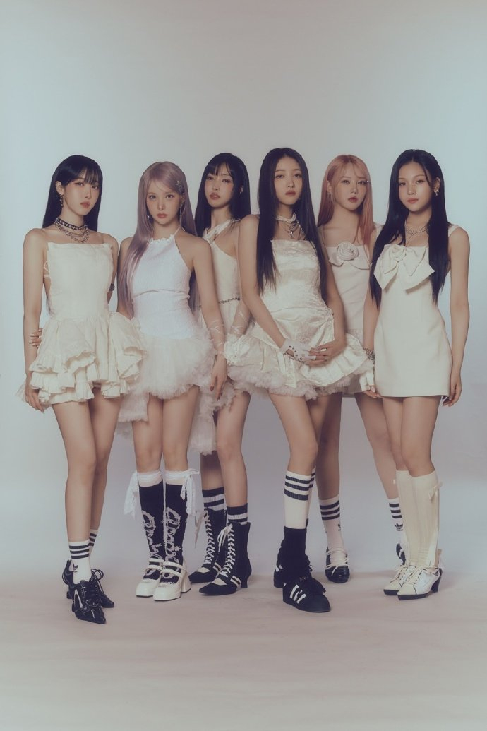 韩国知名四代女团开启"出道10周年巡演"
