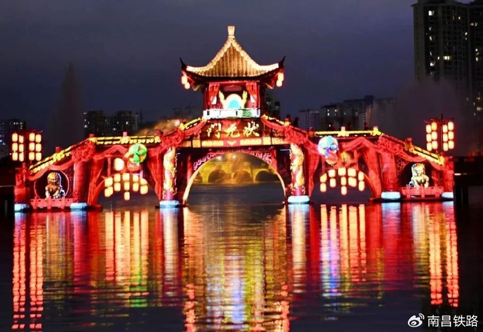 画写意式的光影为底色将庐陵文化融入实景演艺讲述从古至今的吉安故事