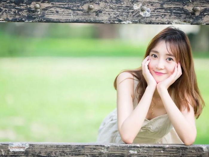 人像写真怎么拍9个拍照姿势简单好用拍写真很好看