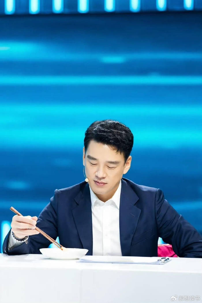 强烈建议王耀庆改名王喜庆!霸总另一面:台湾人的底子东北人的嘴 .