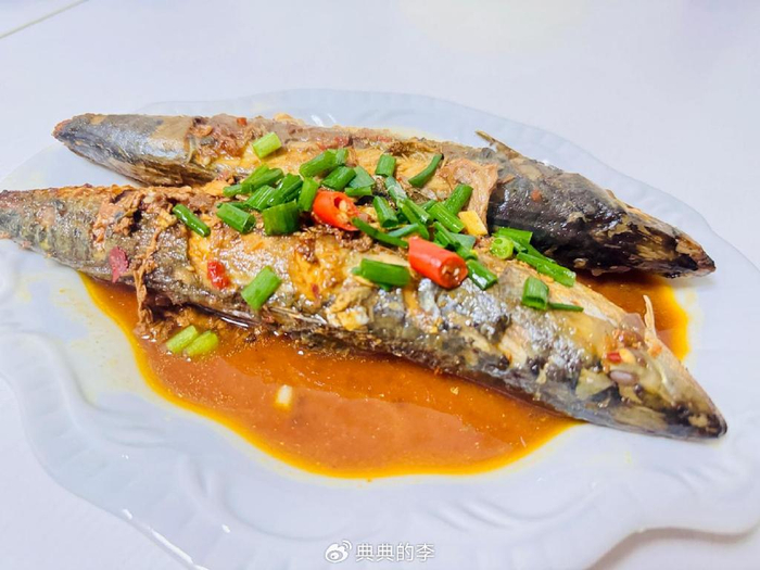 红烧青占鱼,香辣下饭,很有食欲|青占鱼|香辣|食欲_新浪新闻