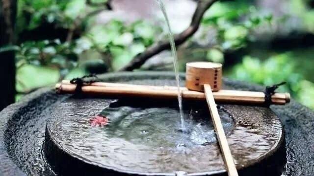 许多人一直追求完美，其实，残缺也是一种完美！