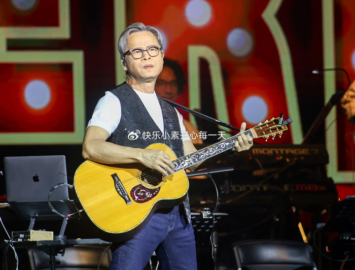 “爷孙恋”李坤城离世2年后,儿子李卓轩怒骂:他把路走死了|李卓轩|李坤城|罗大佑