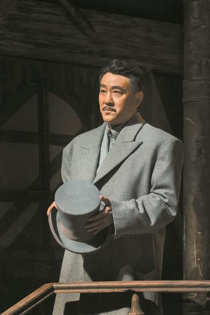 何冰:前浪的"代价"|北京人艺|代价|周末_新浪新闻