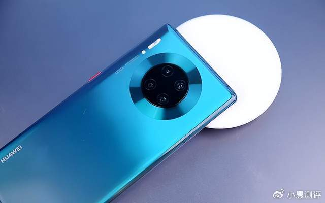 从5799元跌至1535元,4500mah 30倍变焦,从高端市场跌至低端市场|华为