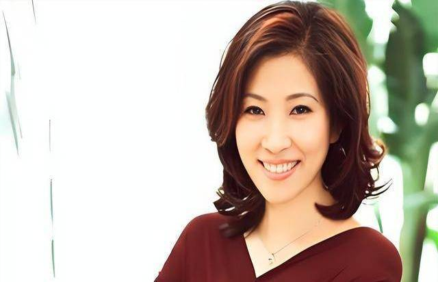体坛最大败类！卷走数十亿逃往美国，如今购飞机住豪宅生活潇洒|吴冰|体操|全国冠军|花样游泳|冠军_新浪娱乐_新浪新闻