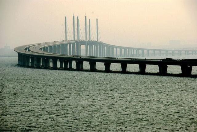青岛 胶州湾跨海大桥 全长4158公里