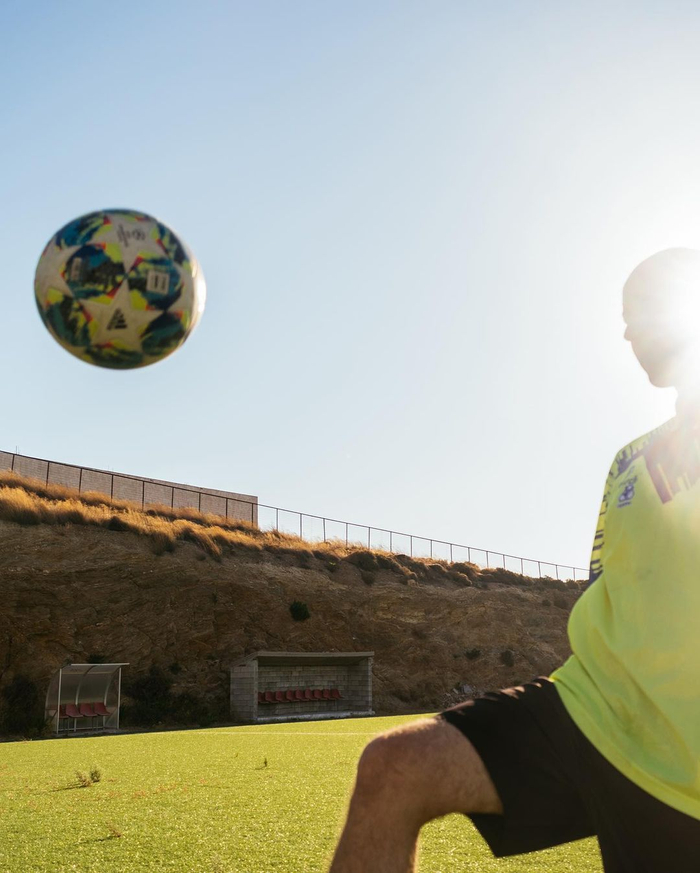 你有多久没踢球了__财经头条