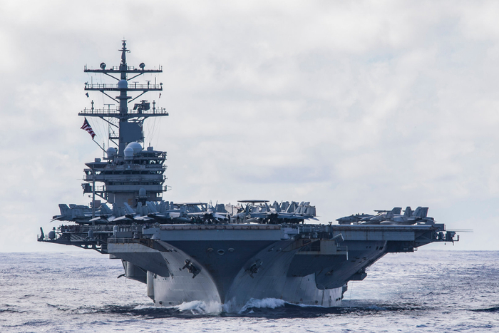 美国海军唯一的前沿部署航空母舰罗纳德·里根号(cvn 76)|美国海军