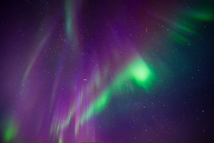 7级极光来了今夜罗弗敦夜空中的极光绽放的如此绚目