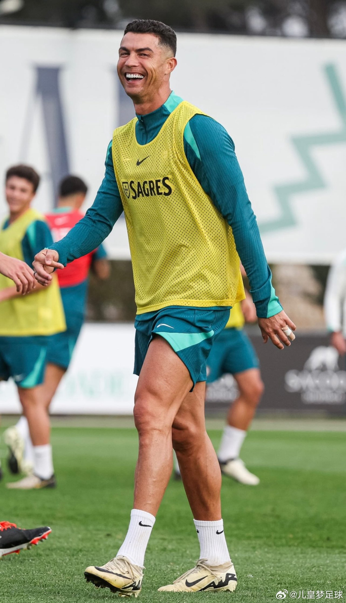 c罗训练图集就是开心