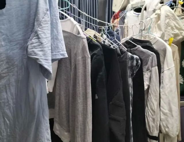 衣服别再这样晒了!许多人不懂,难怪不知不觉就生病了!
