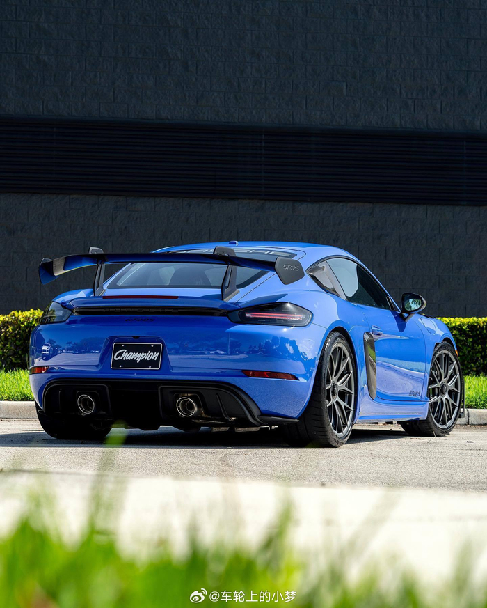 保时捷718caymangt4rs