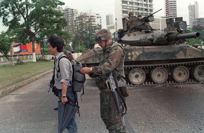 34年前的今天,1989年12月19日,美军入侵巴拿马