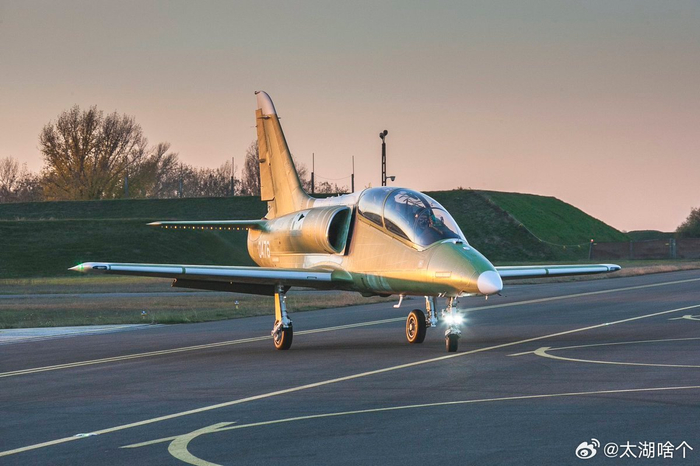 越南空军有了新玩具,这次越南购买了l-39ng教练机……__财经头条