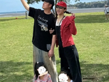 陈赫张子萱一家游玩，两个女儿随行，幸福的一家人！