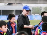 董路自称做青训不图赚钱，愿免费把足球小将送人，高调言论引发热议