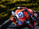 安踏合作模式进阶，签约 WSBK 车手瓦伦丁・德比斯拓宽机车竞速赛道