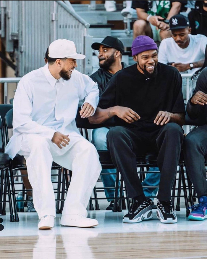 杜兰特ins晒图新赛季已来