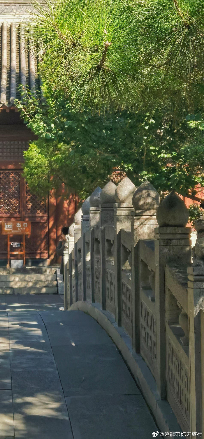 大同,华严寺,取《华严经》"慈悲之华,必结庄严之果"的大乘教义而命名