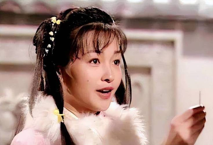 李绮红，因替母治病拒绝黎明的示爱，后嫁外籍粗狂男将她宠成公主|李绮红|黎明|郭襄_新浪新闻