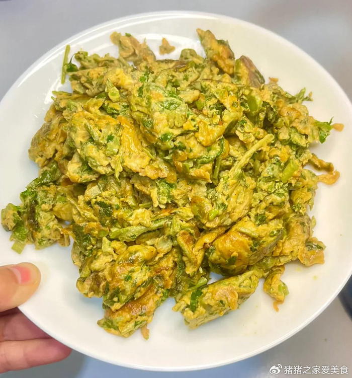 椿芽炒蛋:唤醒味蕾的"树上蔬菜