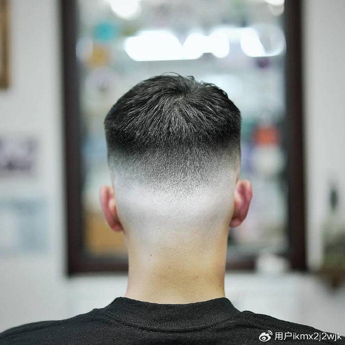 两侧铲短男发:帅气,利落与百变的新风尚|男发|发型|百变_新浪新闻