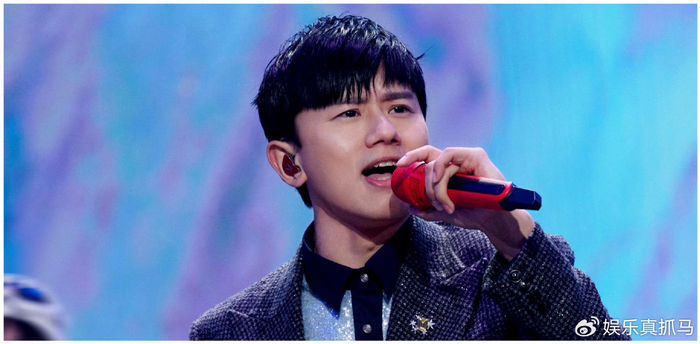 张杰献唱15首高燃红歌,每首都让人热血沸腾!|主题曲|歌词|歌曲|旋律|龙吟_新浪新闻