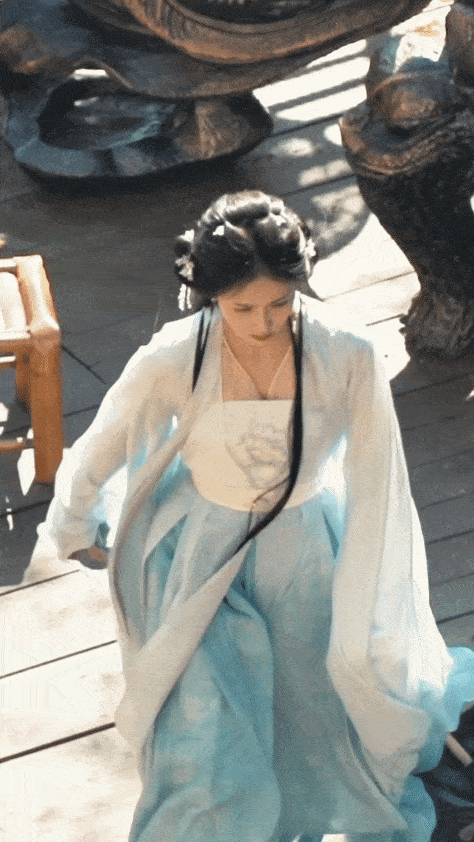 白鹿《白月梵星》出妆路透曝光 浅色古装清新灵动__财经头条