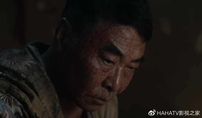 《山村旅店》上映，荒村旅馆怪事频发，凶宅先生揭秘饿死鬼传闻