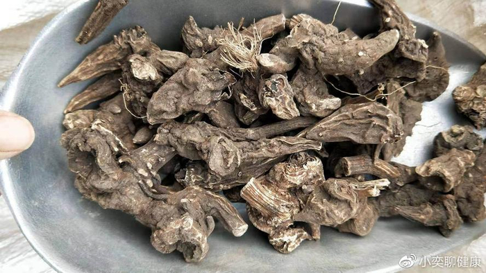川乌中药需慎用:含有毒性乌头碱,误食易引发中毒症状