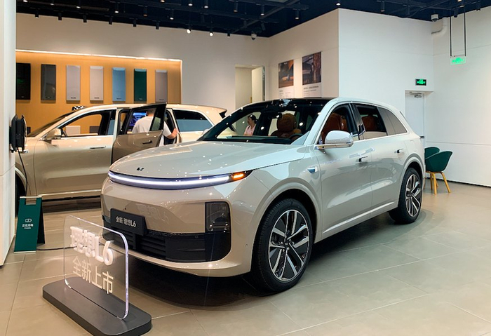 理想汽车:泰极而否?