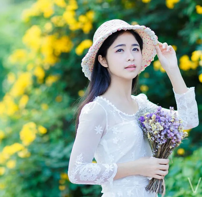 人像写真怎么拍9个拍照姿势简单好用拍写真很好看