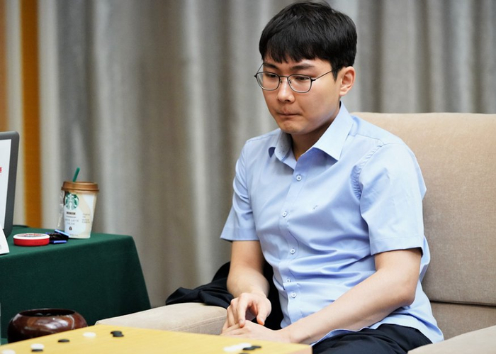 韩春兰杯冠军前年老三卞相壹,跻身第2,紧追第一人申真谞|朴廷桓|韩