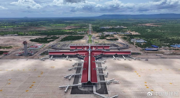 柬埔寨暹粒吴哥国际机场正式通航