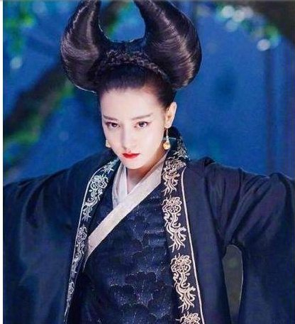 迪丽热巴最丑的几个古装造型第一个似牛魔王最后一个老十岁