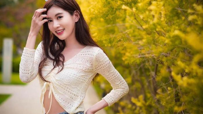 女人，别再为不值得的人流泪，你的幸福自己说了算！