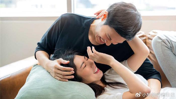 “老婆，发了工资，把这个月房贷先还了”妻子：这和我有关系吗？