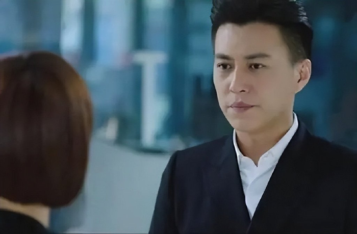 靳东,好男人,尊重女性抵触"吻戏",无愧于"国民老公"的称号|靳东|好