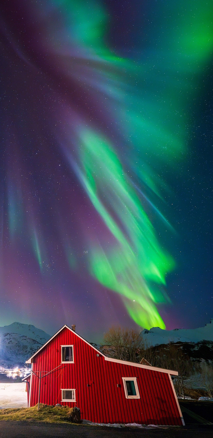 7级极光来了今夜罗弗敦夜空中的极光绽放的如此绚目