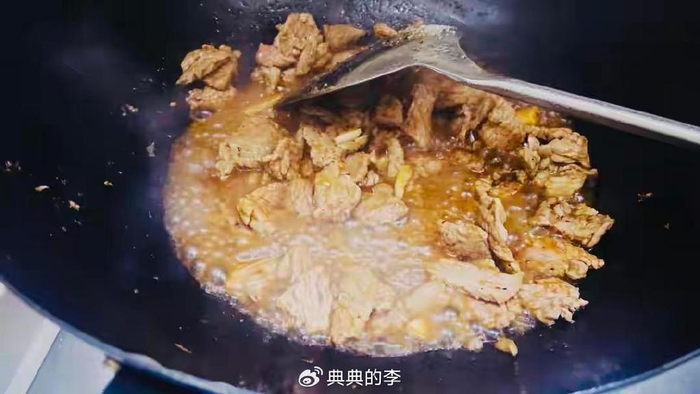 辣炒牛肉快手下饭很不错