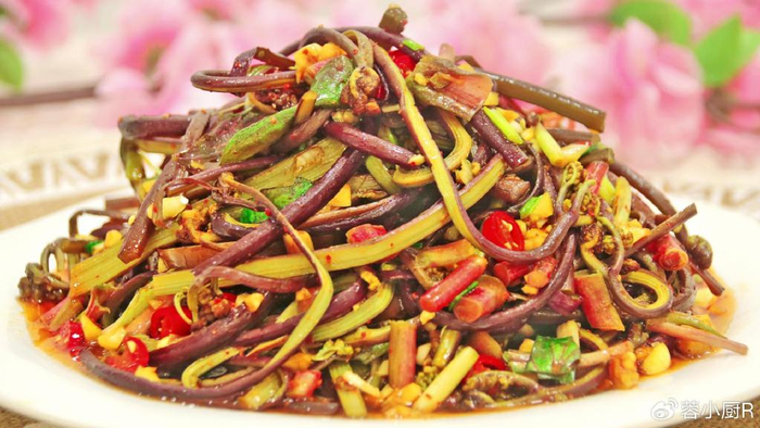 推荐食谱【凉拌蕨菜】