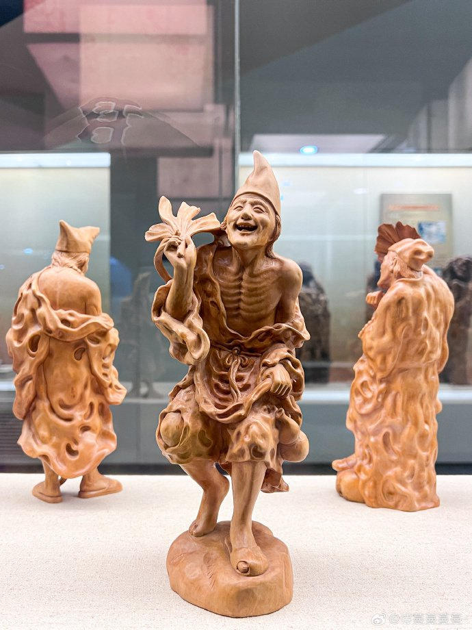 是被老祖宗审美惊艳的一天via@诗蔓蔓蔓蔓- 67是