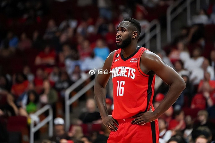 昔日火箭内线新星表示离开nba的传闻是假消息?