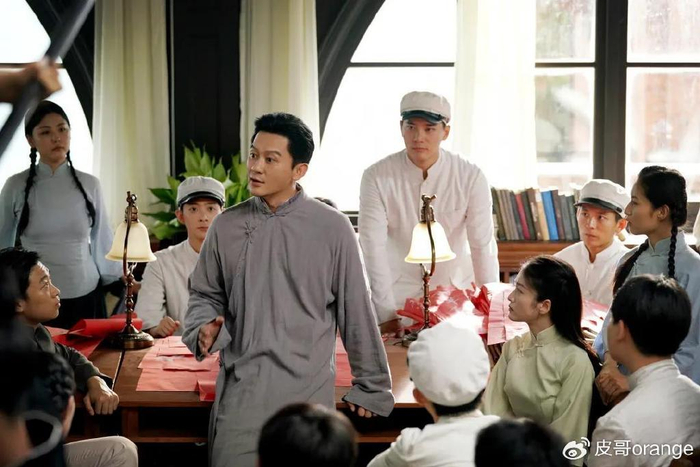 这电影里“张译式电刑戏”,24岁的流量明星也演了,结果一言难尽