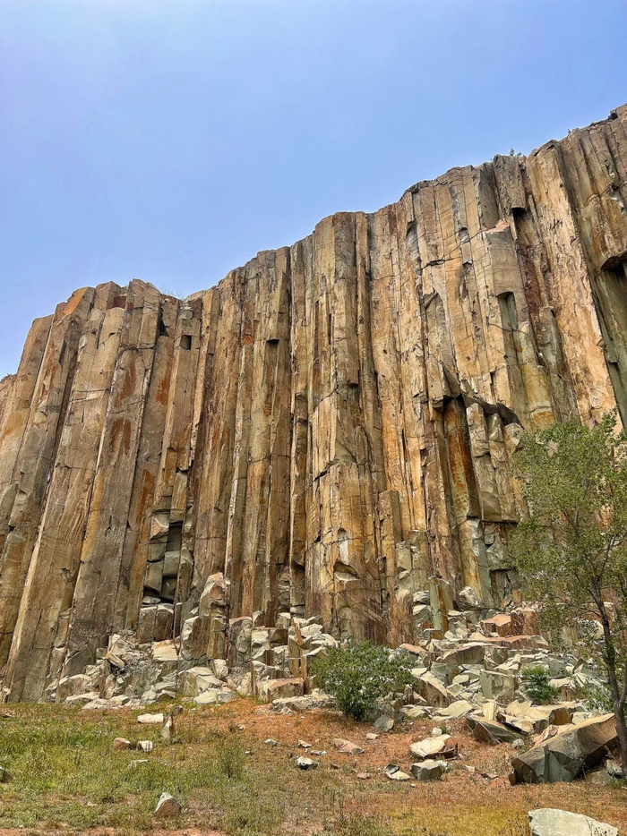在青岛就能打卡石林景观,壮观又好拍~马山石林公园,你的摄影新宠!